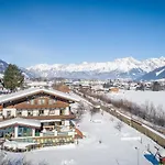 Hotel Hettlerhof 3*