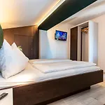 Hotel Hettlerhof 3*