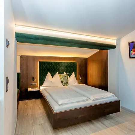Hettlerhof 3*